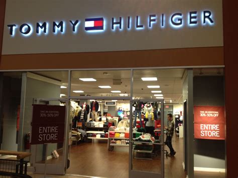 tommy hilfiger factory stores.